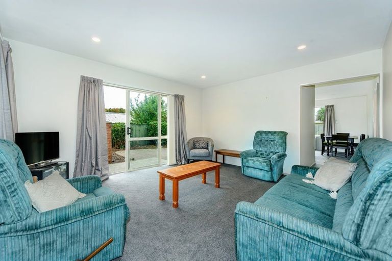 Photo of property in 2/28 Grampian Street, Casebrook, Christchurch, 8051