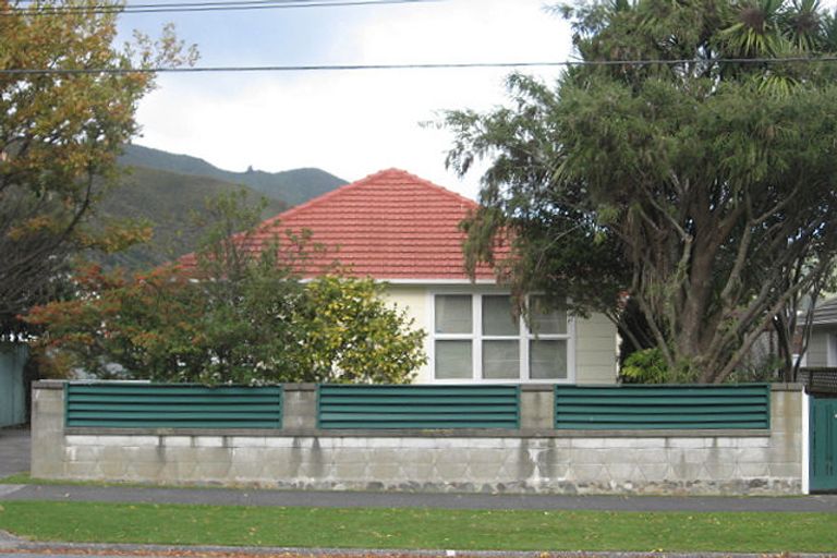 Photo of property in 116 Kowhai Street, Naenae, Lower Hutt, 5011