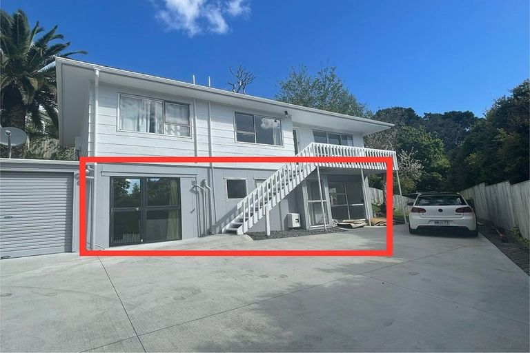 Photo of property in 2/54 Stapleford Crescent, Browns Bay, Auckland, 0630