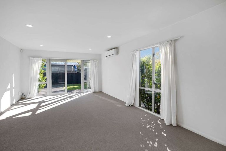 Photo of property in 1/61 Champion Street, Edgeware, Christchurch, 8013
