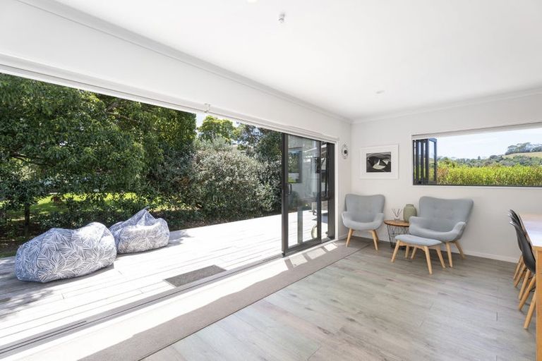 Photo of property in 8 Voyager Place, Cooks Beach, Whitianga, 3591