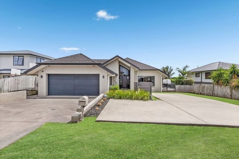 Photo of property in 36 Columbia Crescent, Beachlands, Auckland, 2018