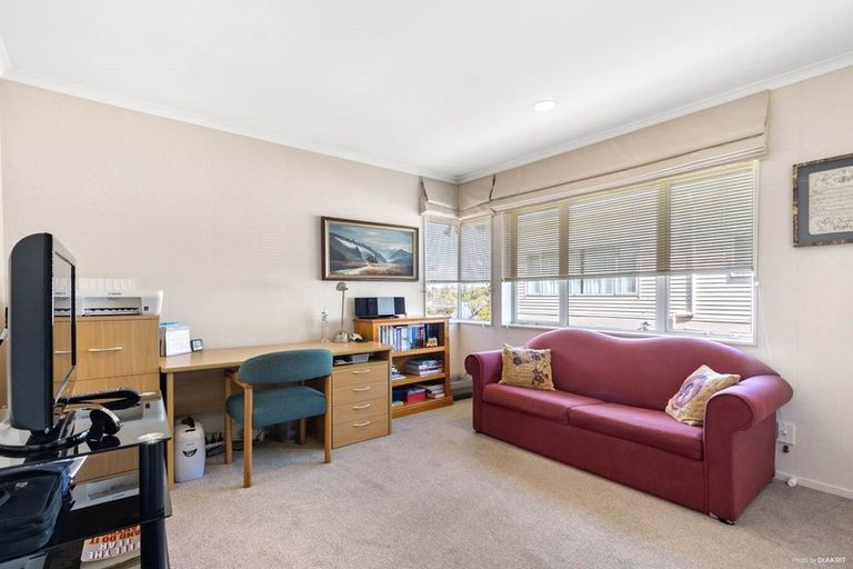 Photo of property in 67 Salamanca Road, Sunnynook, Auckland, 0620
