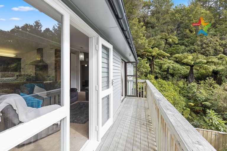 Photo of property in 32 Ngahere Street, Stokes Valley, Lower Hutt, 5019