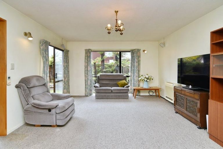 Photo of property in 1/49a Regency Crescent, Redwood, Christchurch, 8051