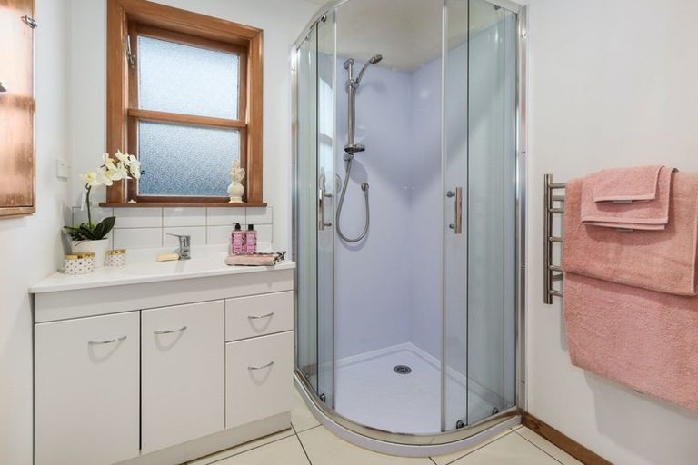 Photo of property in 312 Main Road, Tawa, Wellington, 5028