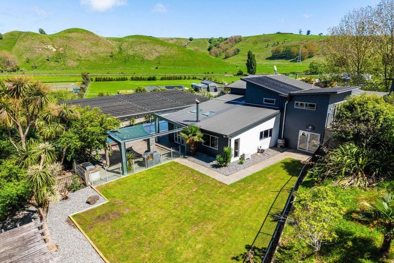 Photo of property in 671 No 3 Line, Okoia, Whanganui, 4582