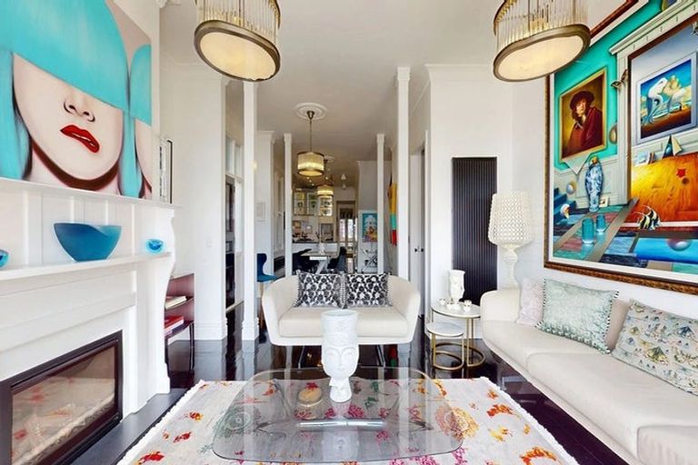 Photo of property in 322 Oriental Parade, Oriental Bay, Wellington, 6011