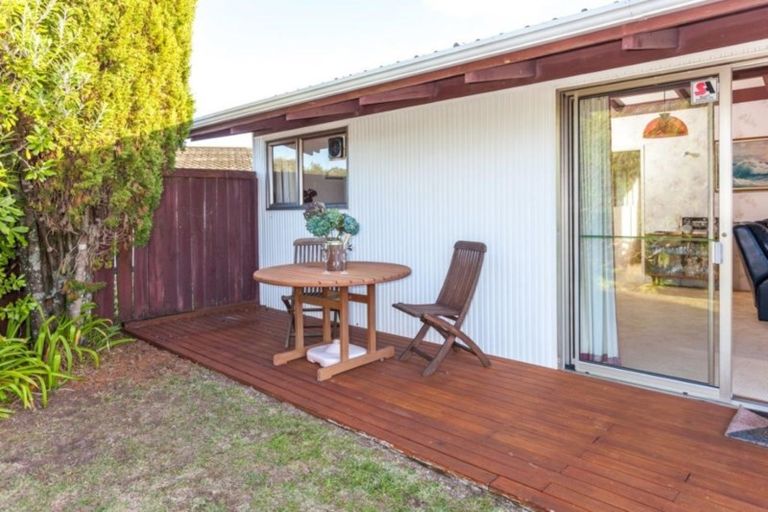 Photo of property in 17 Mccall Avenue, Pauanui, Hikuai, 3579