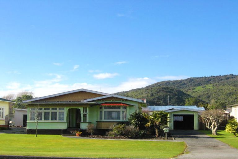 Photo of property in 45 Marsden Road, Greymouth, 7805
