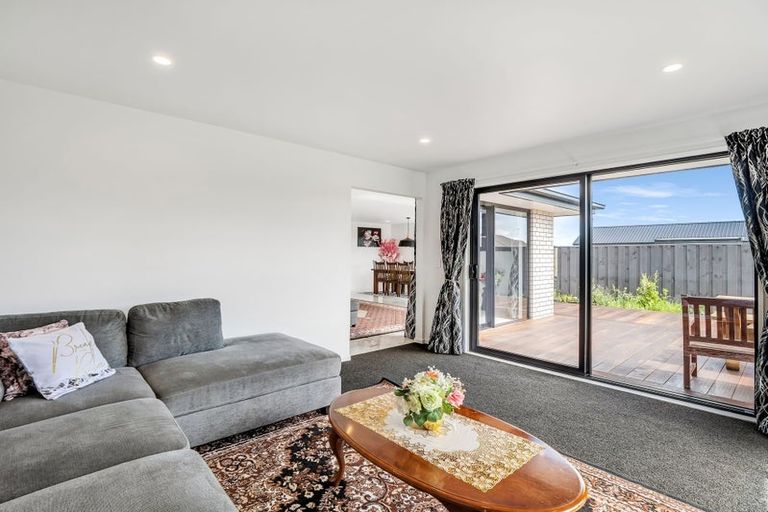 Photo of property in 17 Lusk Street, Rangiora, 7400