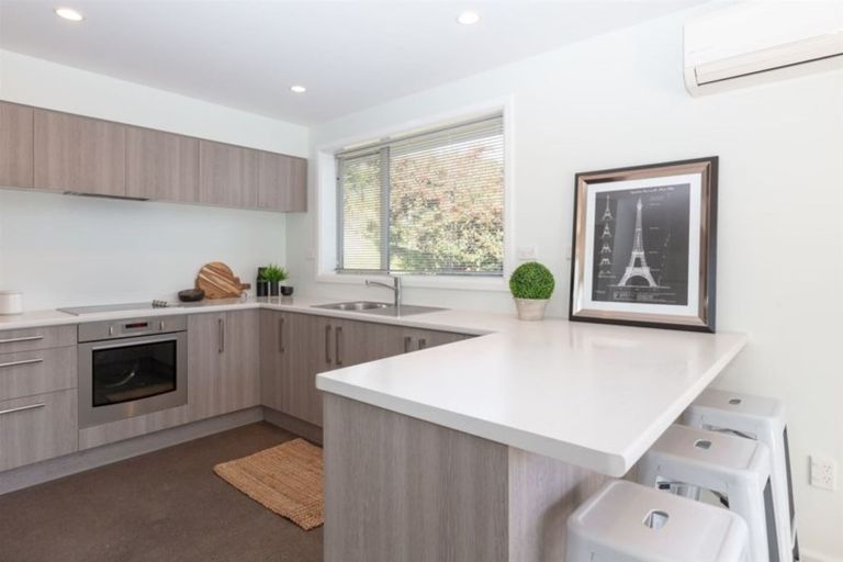 Photo of property in 1 Foster Terrace, Lyttelton, 8082