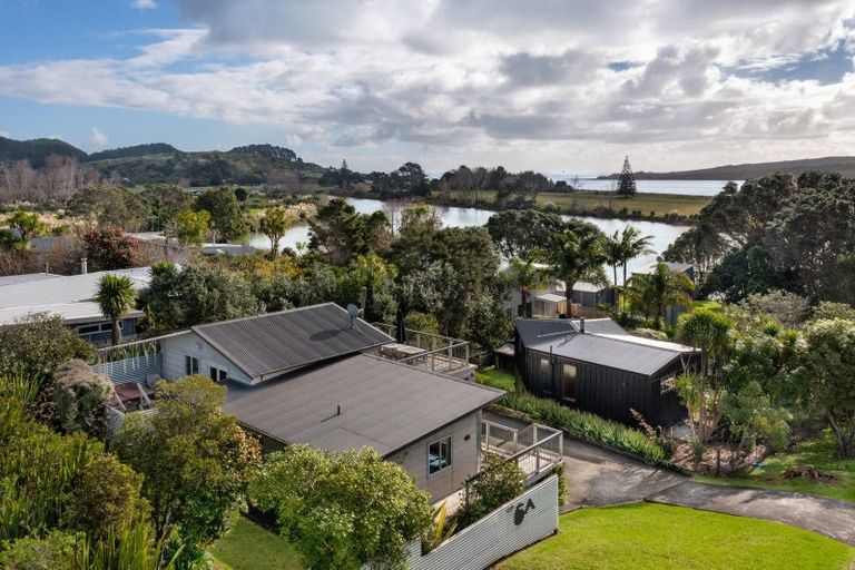Photo of property in 6a Pokohui Avenue, Raglan, 3225