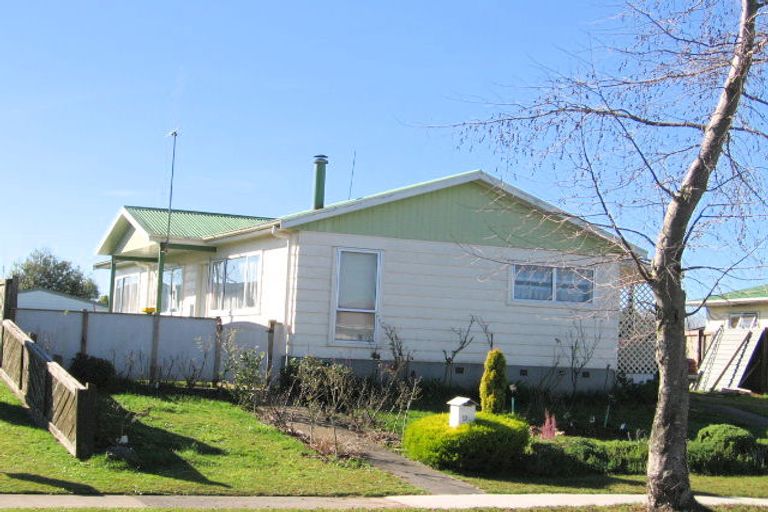 Photo of property in 10 Reuben Place, Nawton, Hamilton, 3200