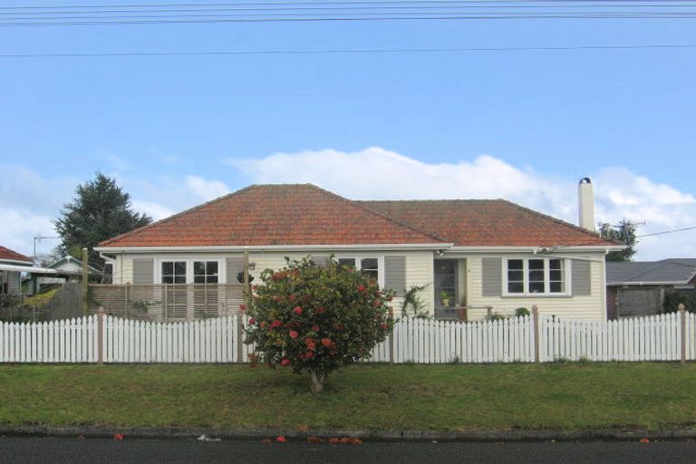 Photo of property in 7 Pine Park Road, Onerahi, Whangarei, 0110