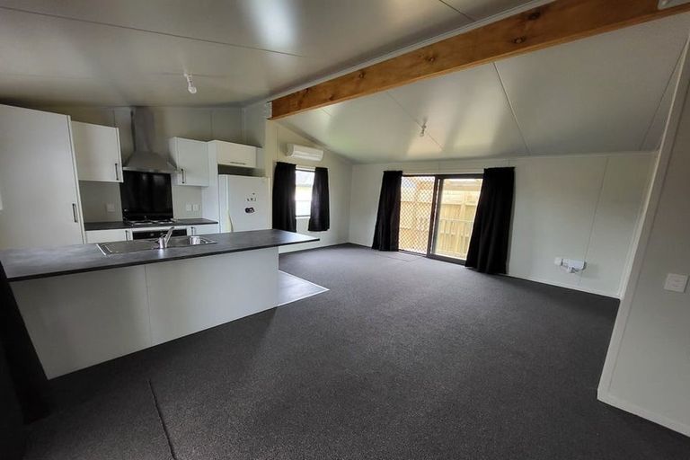 Photo of property in 67 Rhodes Drive, Kelvin Grove, Palmerston North, 4414