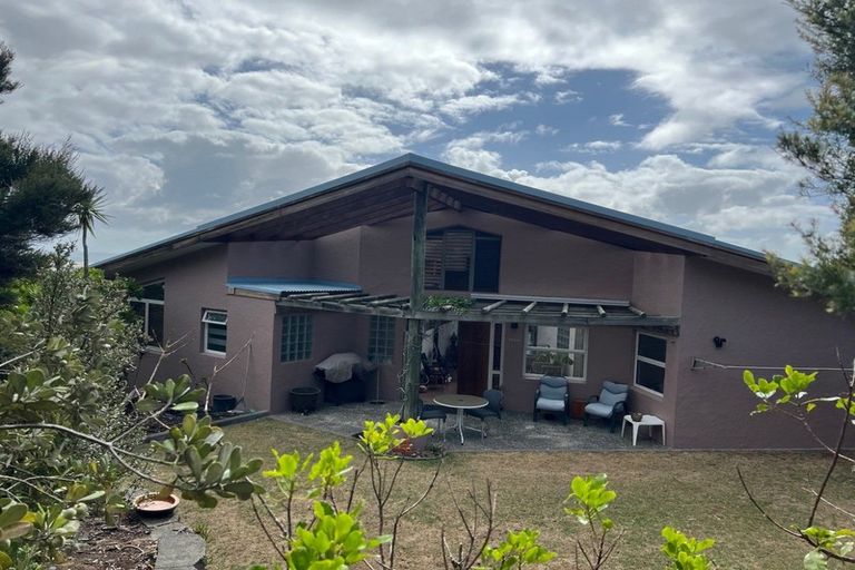 Photo of property in 64 Cheviot Street, Mangawhai Heads, Mangawhai, 0505