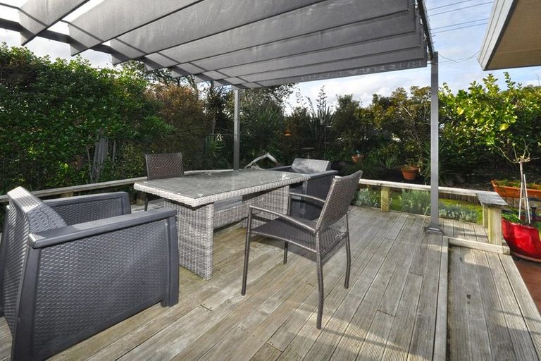 Photo of property in 1/64 Tapu Road, Huapai, Kumeu, 0810