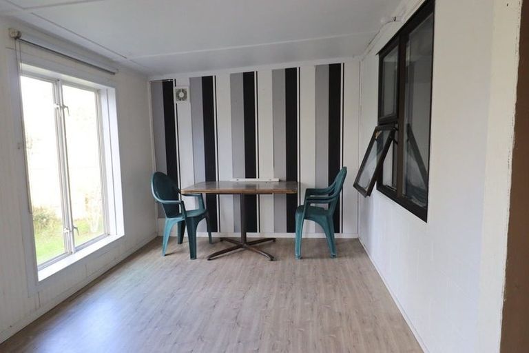 Photo of property in 36 Ennis Avenue, Pakuranga Heights, Auckland, 2010