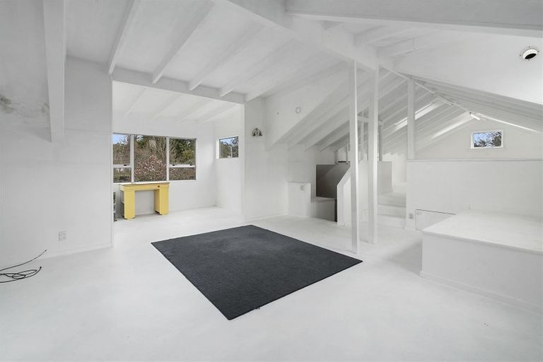 Photo of property in 71 Stanly Street, Eketahuna, 4900