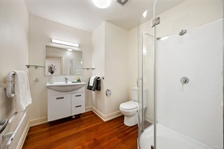 Photo of property in 88 Victoria Road, Devonport, Auckland, 0624