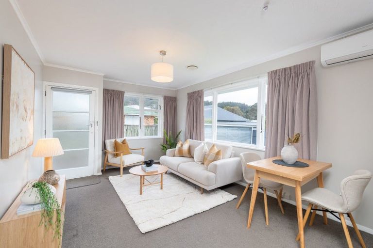Photo of property in 28d Dunns Street, Silverstream, Upper Hutt, 5019