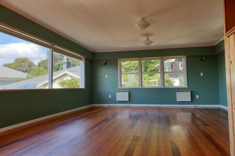 Photo of property in 188 Saint Andrews Road, Plimmerton, Porirua, 5026