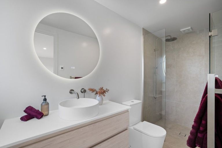 Photo of property in 101 Spur Ridge Rise, Jacks Point, 9371