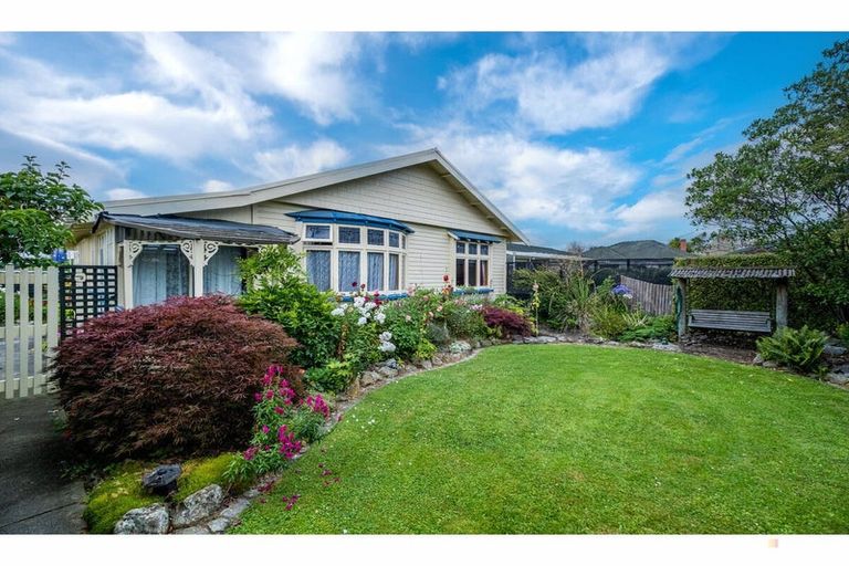 Photo of property in 33 Harris Street, Waimate, 7924