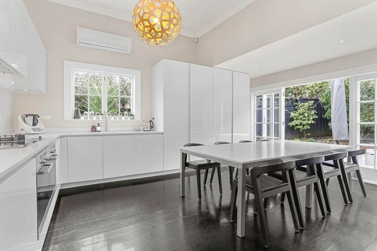 Photo of property in 3 Armadale Road, Remuera, Auckland, 1050