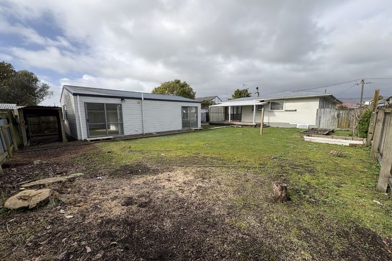 Photo of property in 10 Marsden Street, Levin, 5510