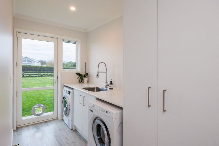 Photo of property in 61 Hartwell Drive, Kelvin Grove, Palmerston North, 4470