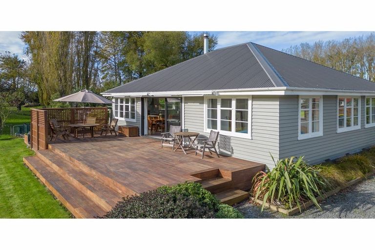 Photo of property in 101 Kainga Road, Kainga, Christchurch, 8083
