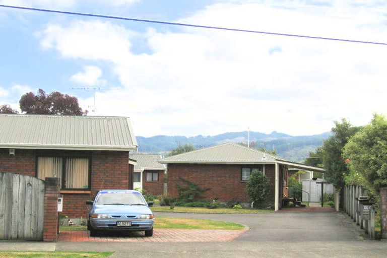 Photo of property in 19b Lane Street, Wallaceville, Upper Hutt, 5018