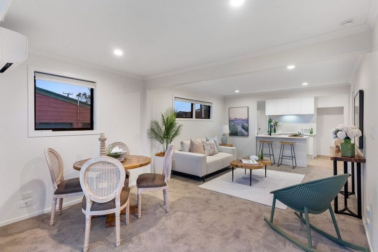 Photo of property in 23 Melandra Road, Stanmore Bay, Whangaparaoa, 0932