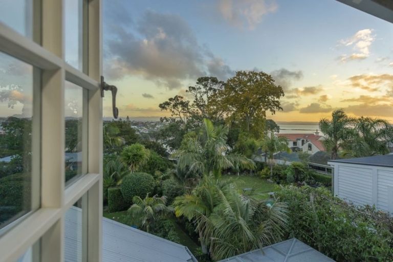 Property details for 83 Marine Parade, Herne Bay, Auckland, 1011