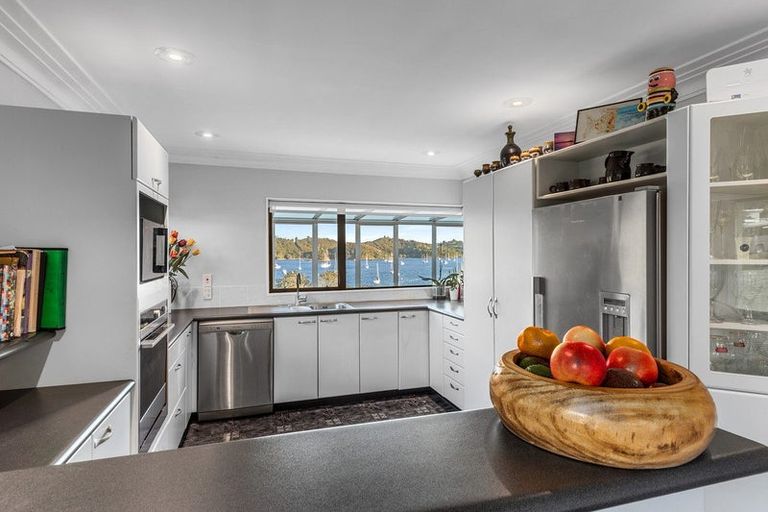 Photo of property in 14 Kakapu Road, Okiato, Russell, 0272