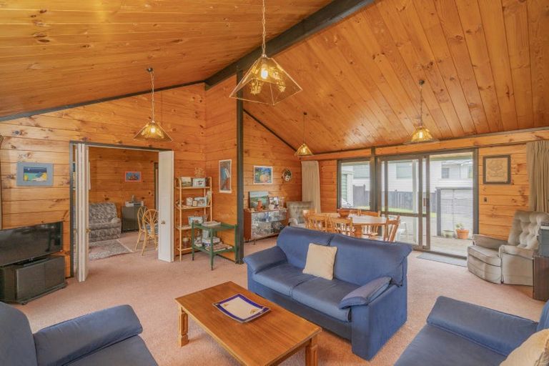 Photo of property in 37 Jubilee Drive, Pauanui, Hikuai, 3579