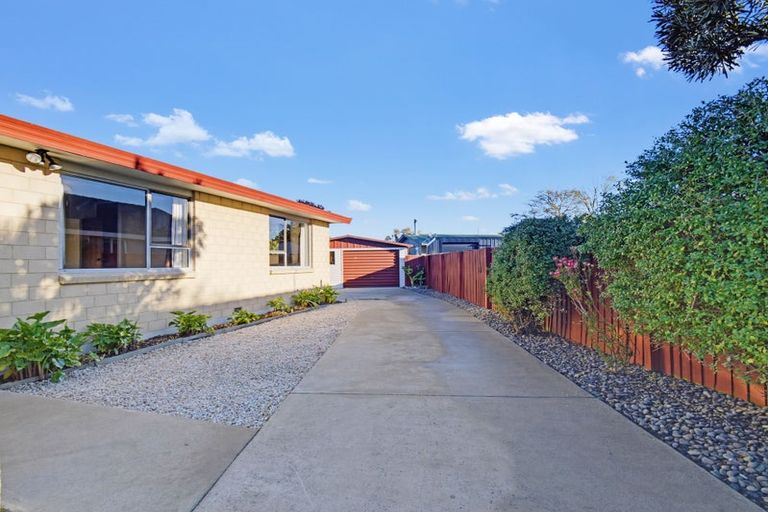 Photo of property in 30 Saint Heliers Crescent, Aranui, Christchurch, 8061