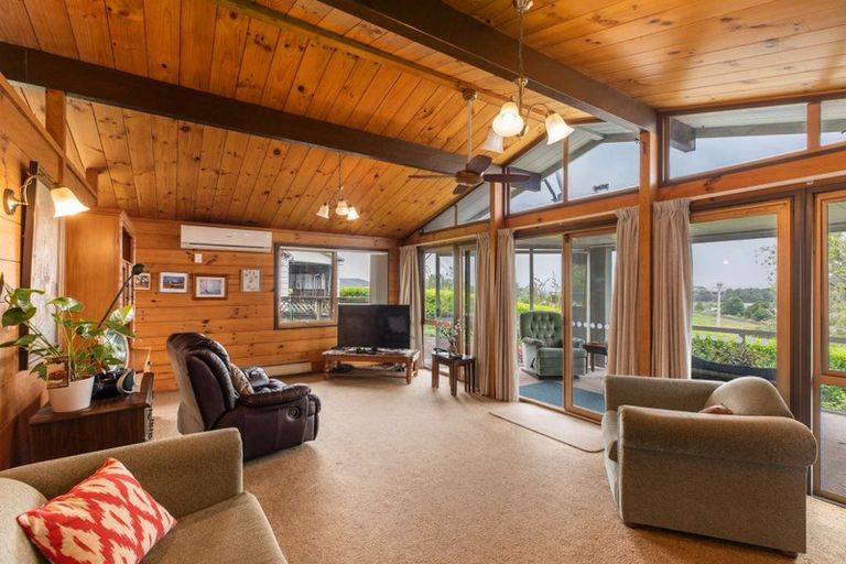Photo of property in 1 James Bright Lane, Waiuku, 2123