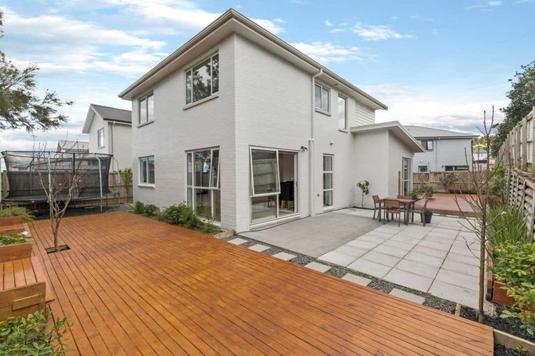 Photo of property in 24 William Wallbank Crescent, Swanson, Auckland, 0614