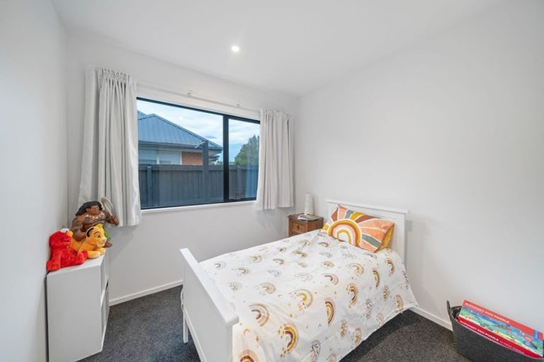 Photo of property in 214 Burwood Road, Burwood, Christchurch, 8083