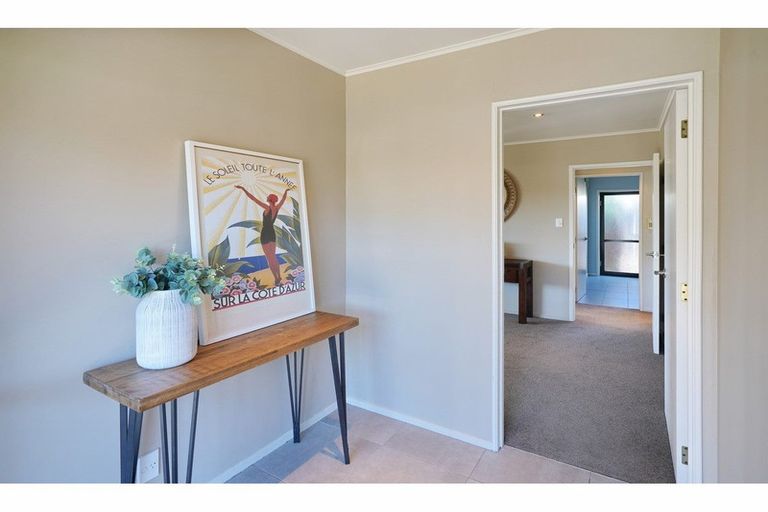 Photo of property in 12 Veitches Road, Casebrook, Christchurch, 8051