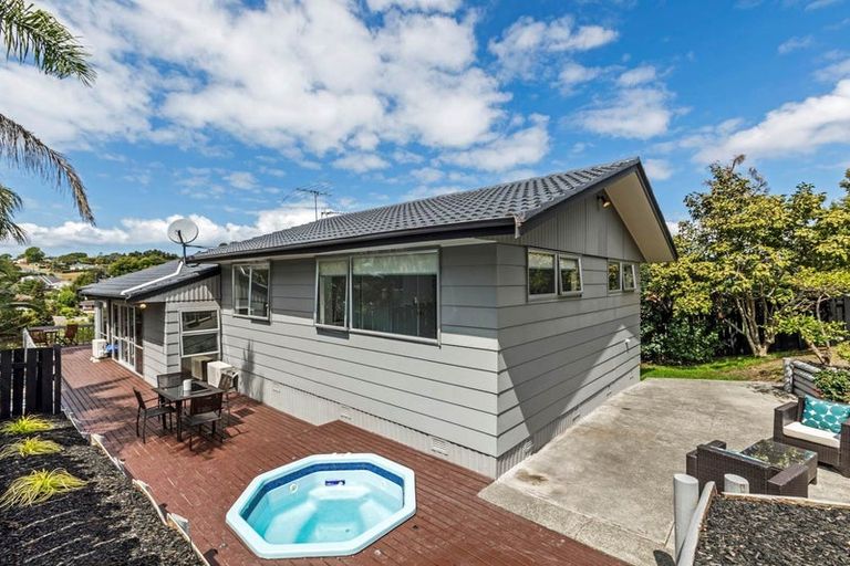 Photo of property in 5 Freya Place, Torbay, Auckland, 0630