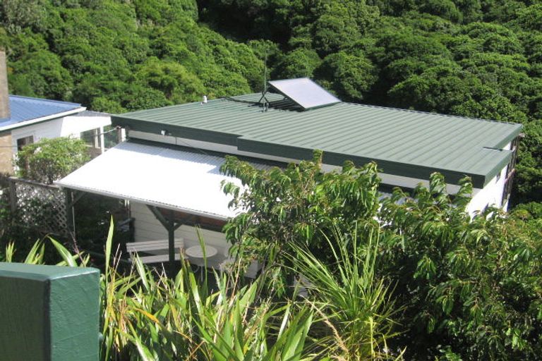 Photo of property in 92 Karepa Street, Brooklyn, Wellington, 6021