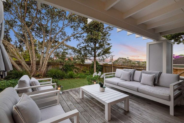 Photo of property in 41 Lake Road, Devonport, Auckland, 0624