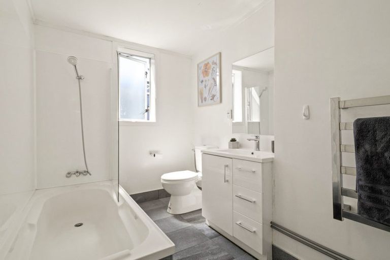 Photo of property in 27 Loyalty Street, Forbury, Dunedin, 9012