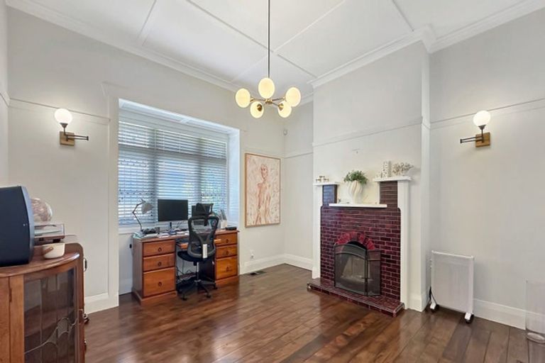 Photo of property in 71 Mcintyre Road, Mangere Bridge, Auckland, 2022