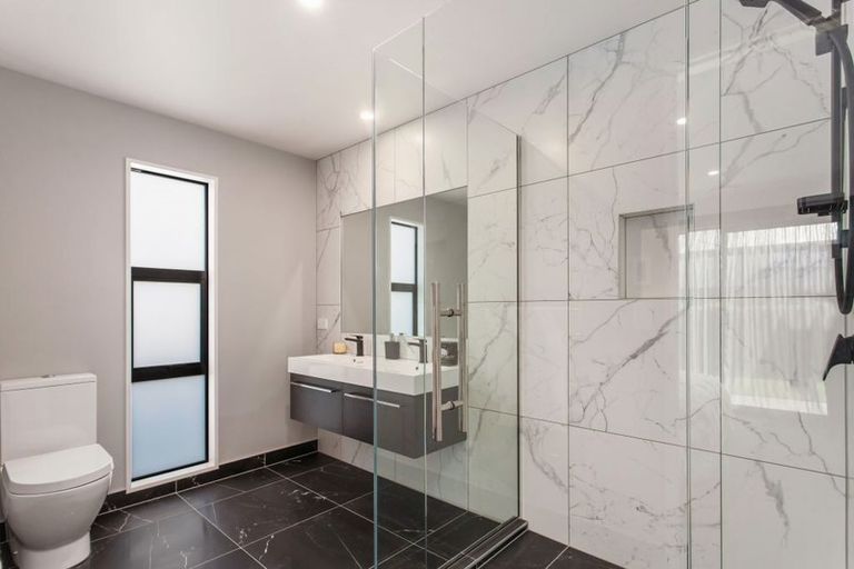 Photo of property in 43 Prestons Park Drive, Marshland, Christchurch, 8083