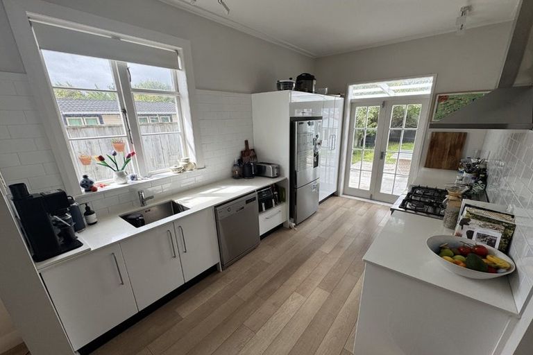 Photo of property in 50 Heretaunga Street, Petone, Lower Hutt, 5012